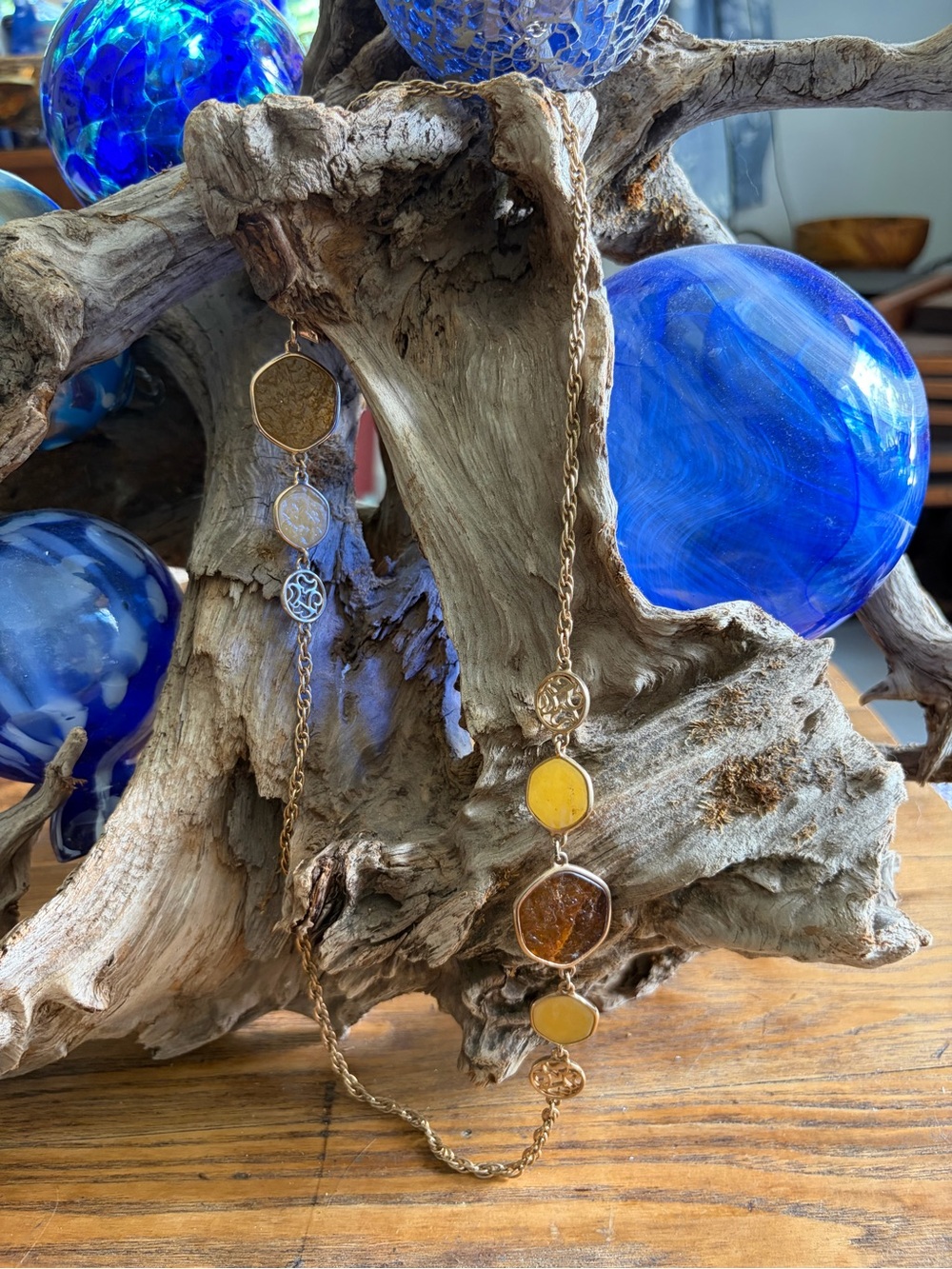 Vintage Sarah Coventry Gold-Tone Yellow Amber Pendant Necklace